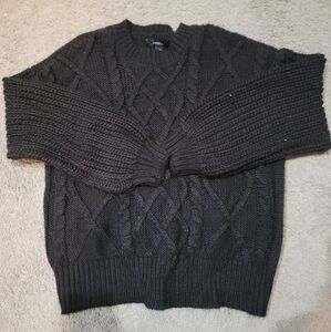 Forever 21 Black crewneck Sweater sz 1x